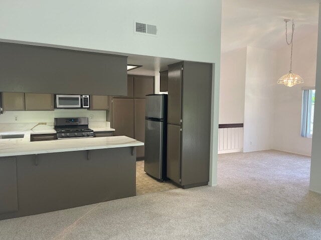 Building Photo - "Charming 3-Bed, 3-Bath Townhouse with Guest Suite & Fireplace in Carlsbad Oasis!"