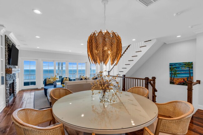 Building Photo - 289 Beach Front