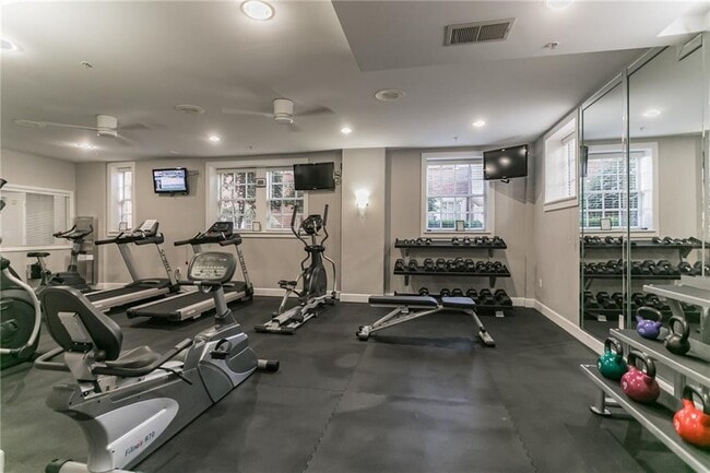 Building Photo - 800 Peachtree St NE