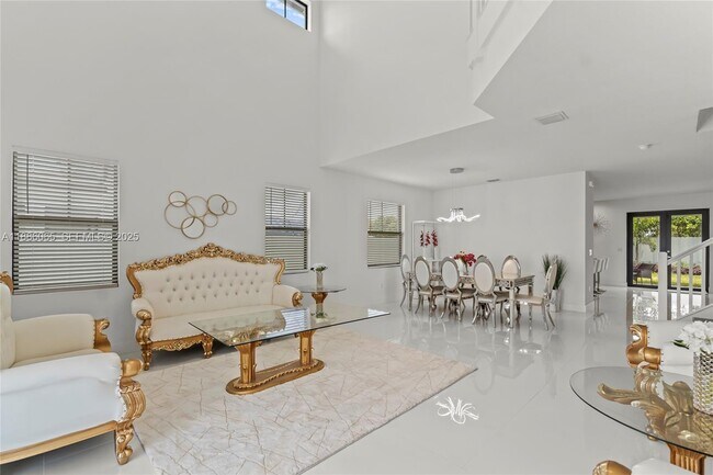 Building Photo - 14841 SW 39th Terrace