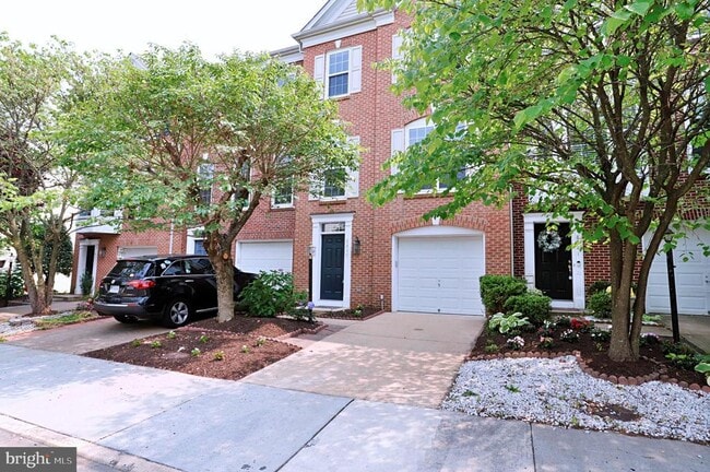 Building Photo - 8239 Singleleaf Ln
