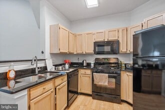 Building Photo - 4405 Fair Stone Dr