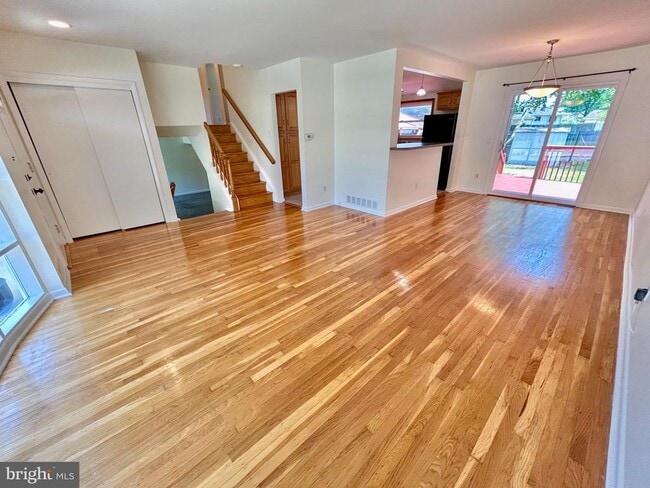 Building Photo - 986 Sherbrook Cir