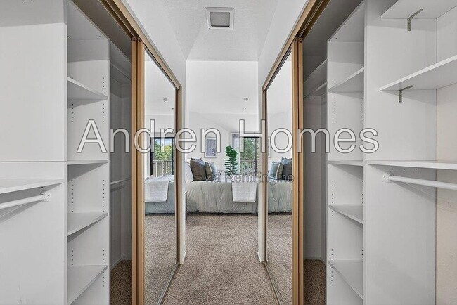 Building Photo - 79 S Branciforte Ave