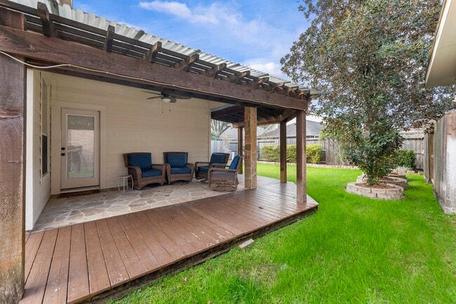 Building Photo - 11 S Bendrook Loop