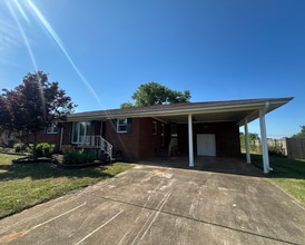 Building Photo - 3 Bed 2 Bath - Muscle Shoals, AL