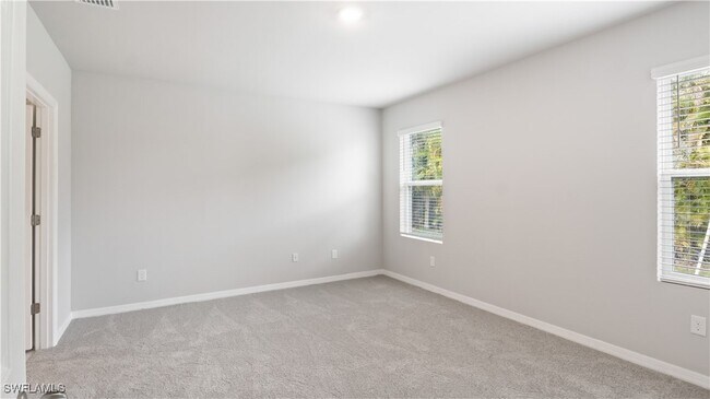 Building Photo - 1903 Cape Coral Pkwy W