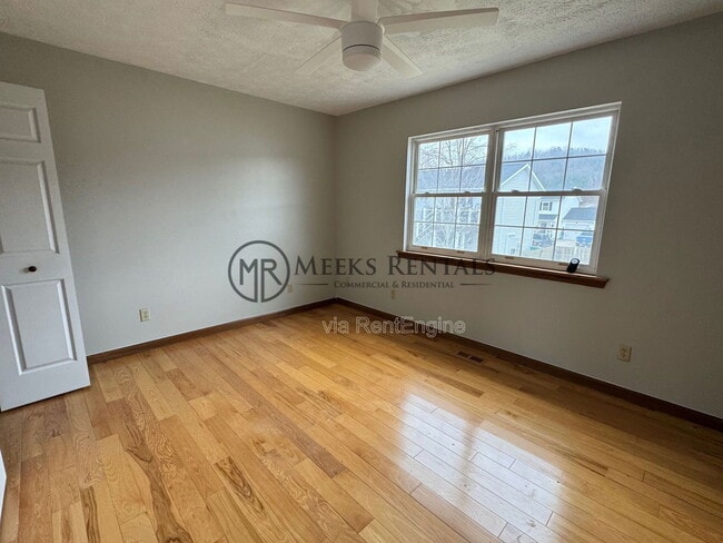 Building Photo - 22 Countryview Est