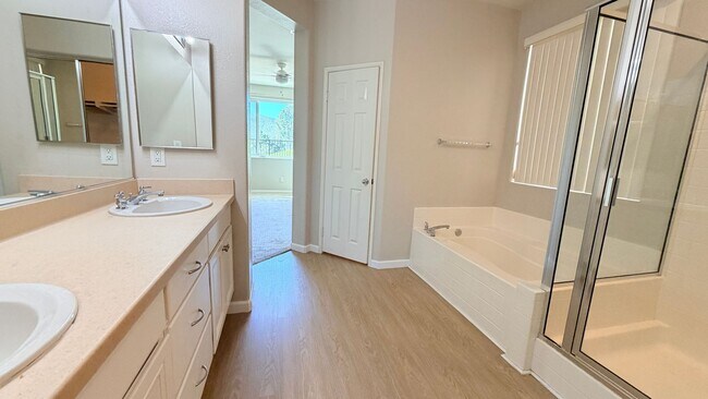 Building Photo - Beautiful 3 bedroom with AC in San Marcos