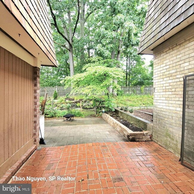 Building Photo - 10534 Cambridge Ct