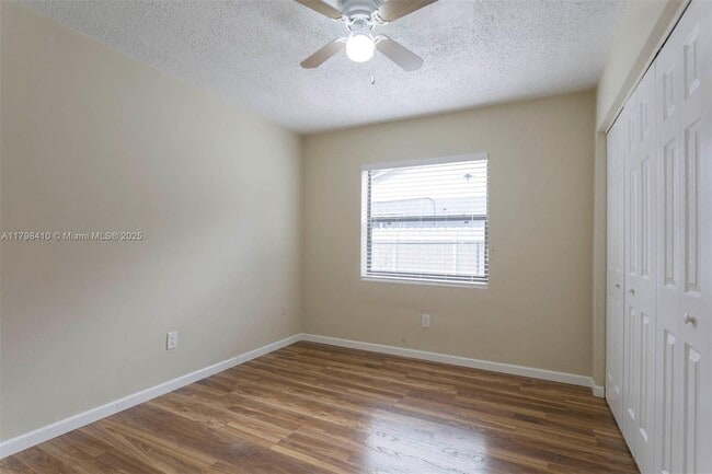 Building Photo - 10975 SW 158th Terrace