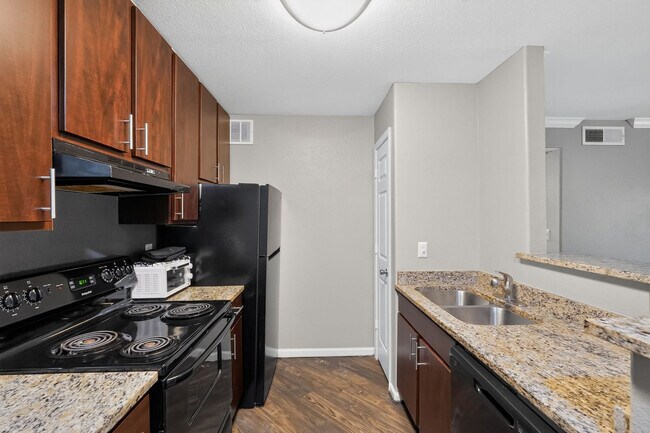 Building Photo - 5750 N Major Dr