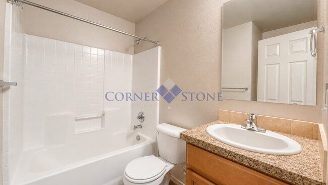 Building Photo - $500 OFF FIRST MONTHS RENT! MOVE IN TODAY!