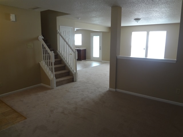 Building Photo - 6711 Earlswood Dr