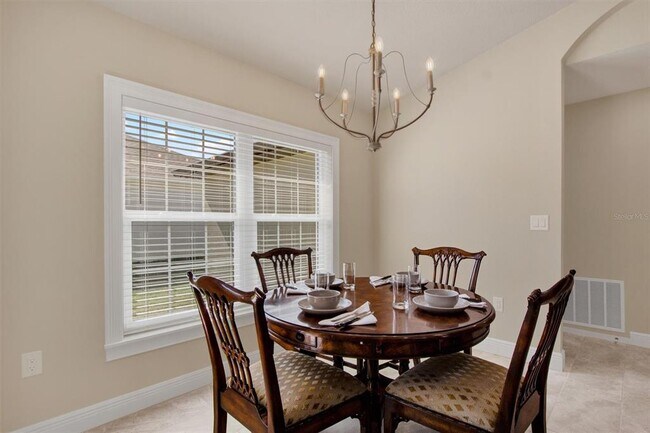 Building Photo - 6028 Sundown Dr