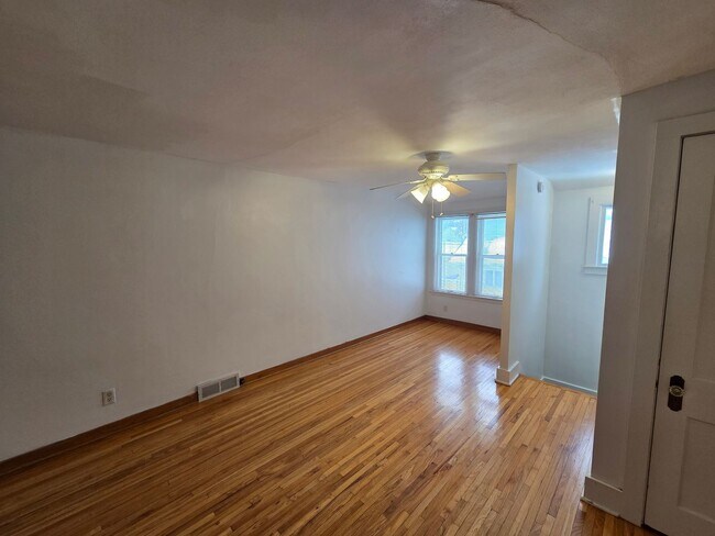 Building Photo - Bertch &amp; Western