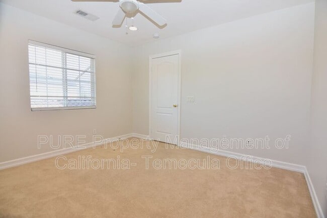 Building Photo - 23626 Applewood Pl
