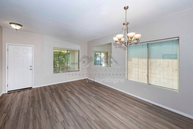 Building Photo - 618 E Payton Cir