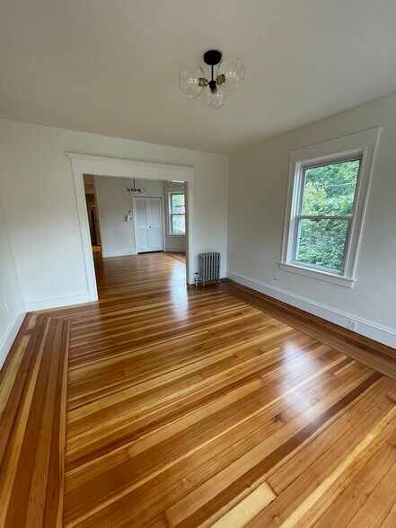 Living Room - 20 Lauriston St