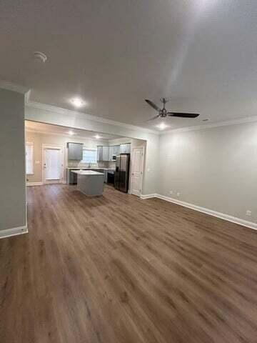 Building Photo - 262 NE Bellingham Cv