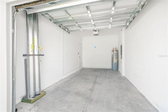 Building Photo - 15156 Cuzcorro Ct
