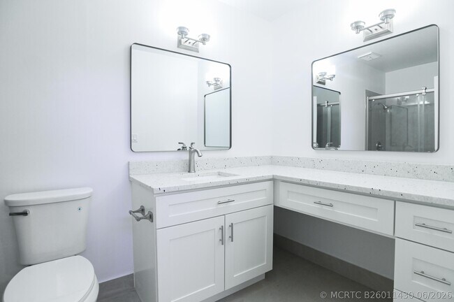 Building Photo - 1148 Summit Trail Cir