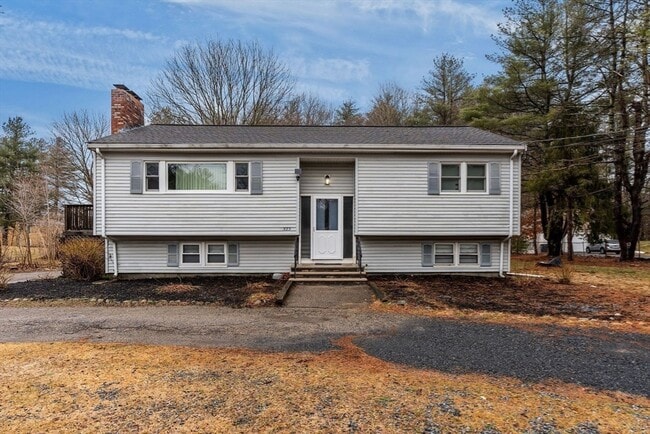 Building Photo - 323 Flagg St