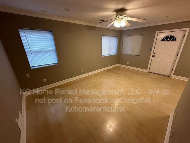 Building Photo - 4343 Myrtle Ave