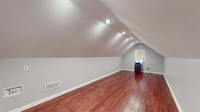 Building Photo - 195 Cross Point Dr