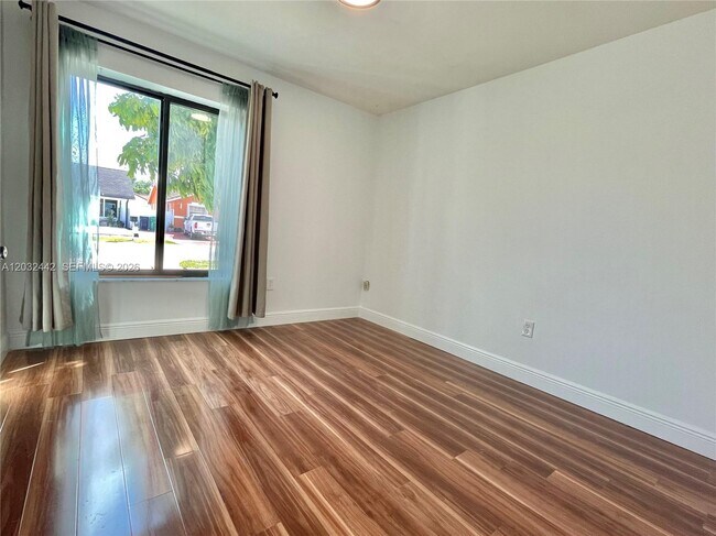 Building Photo - 13355 NW 8th Terrace