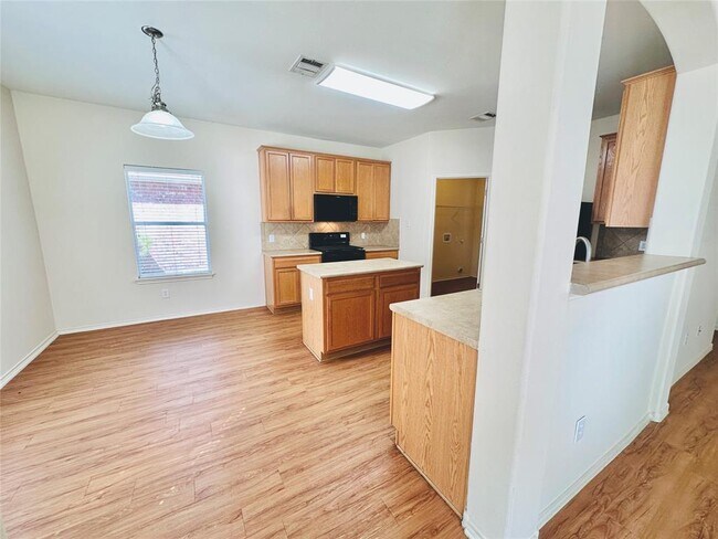 Building Photo - 2205 Boyds Way