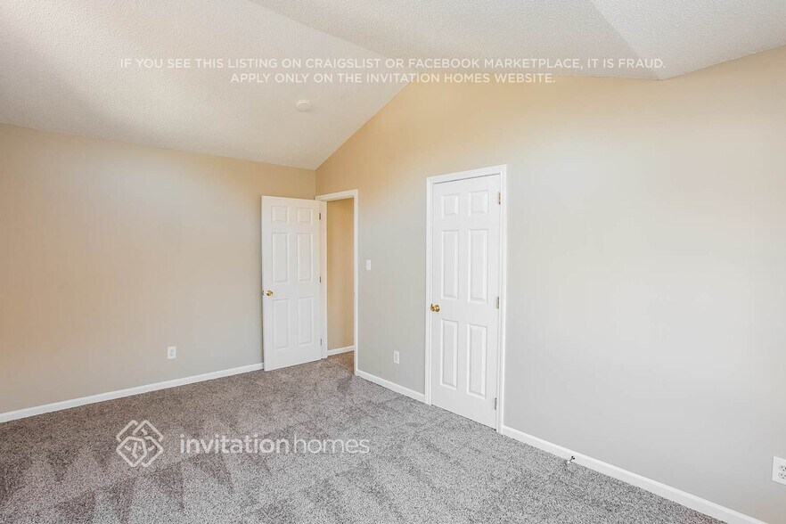 Building Photo - 9906 Sweet Plum Dr