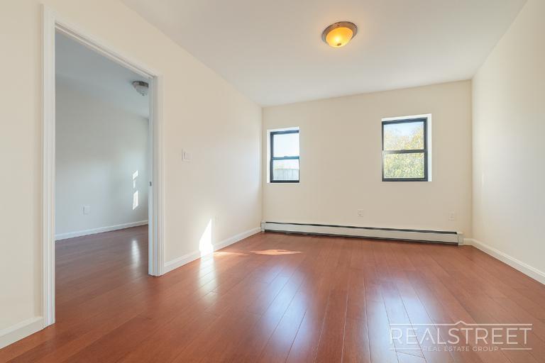 Building Photo - Lovely 3 Bed in Bed Stuy!