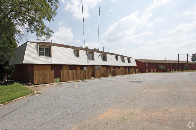 Building Photo - Wynhaven Apartments