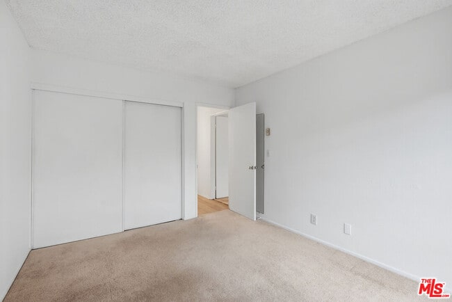 Building Photo - 7742 Redlands St
