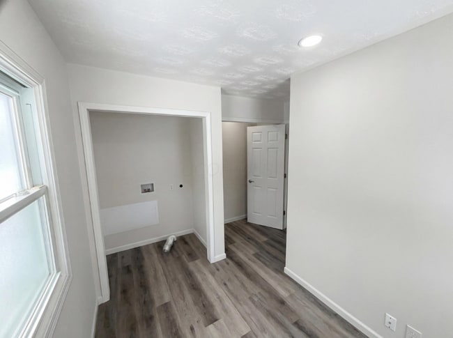 Building Photo - 202 Wildwood Ave