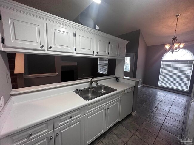 Building Photo - 3180 Birdseye Cir