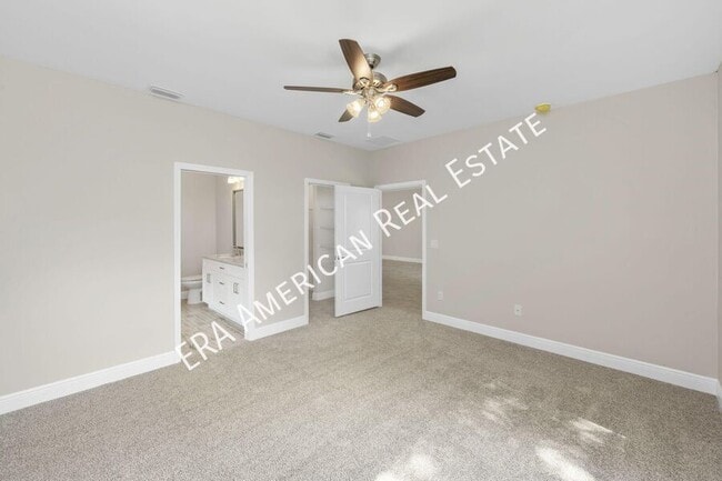 Building Photo - 721 Fairview Dr
