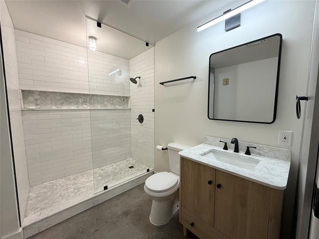 Building Photo - 1122 Jackson St