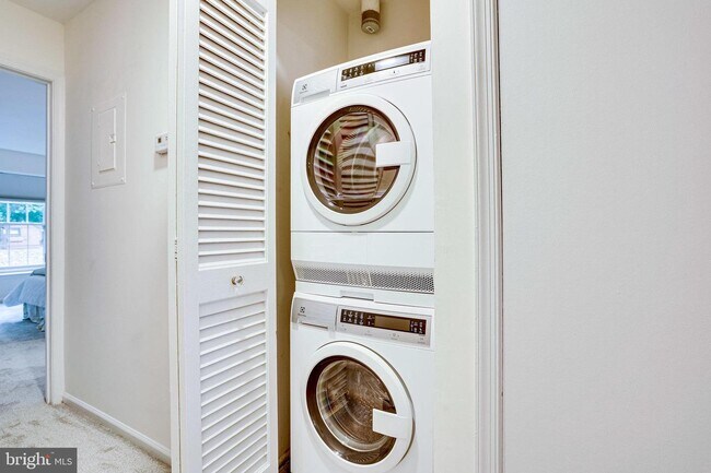 Building Photo - 11116 Beaver Trail Ct