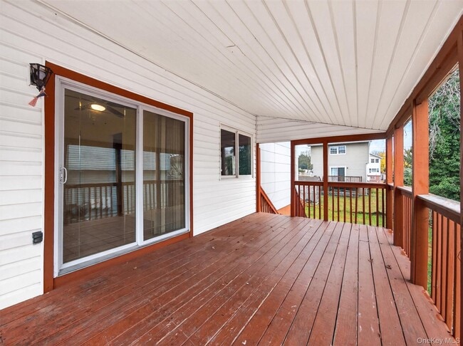 Building Photo - 69 Gerow Ave