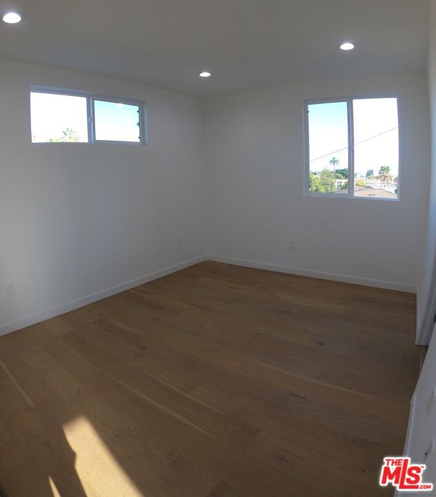 Building Photo - 635 N Formosa Ave