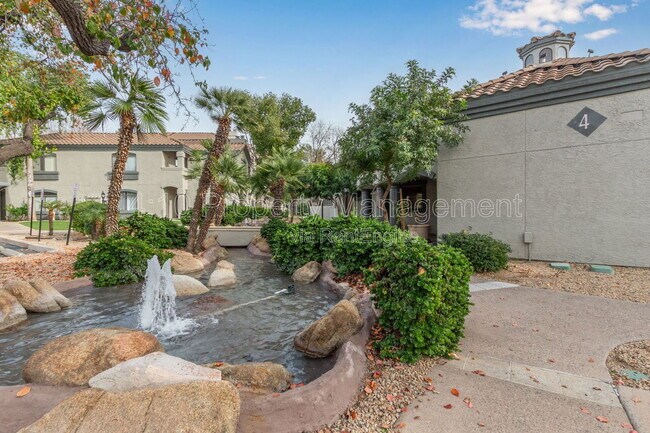 Building Photo - 15095 N Thompson Peak Pkwy