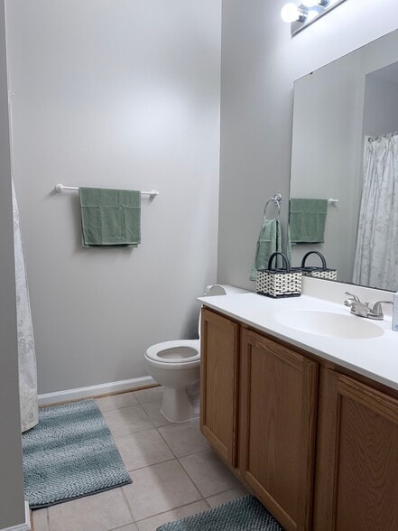 Building Photo - 9061 Falcon Glen Ct