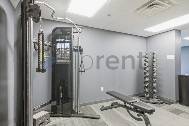 Building Photo - 214 Hunt St