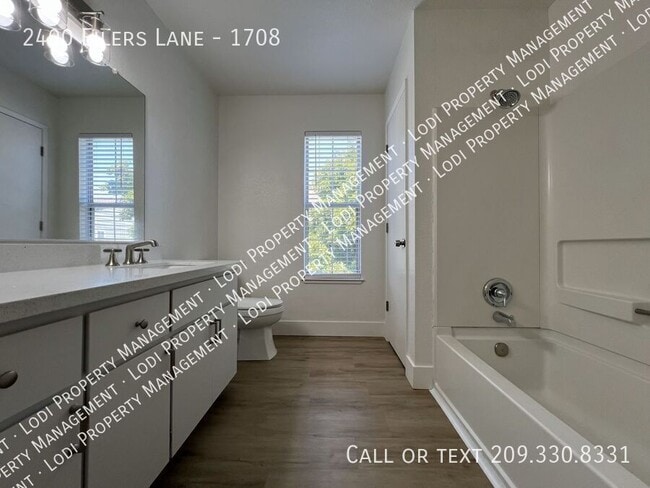 Building Photo - 2400 Eilers Ln