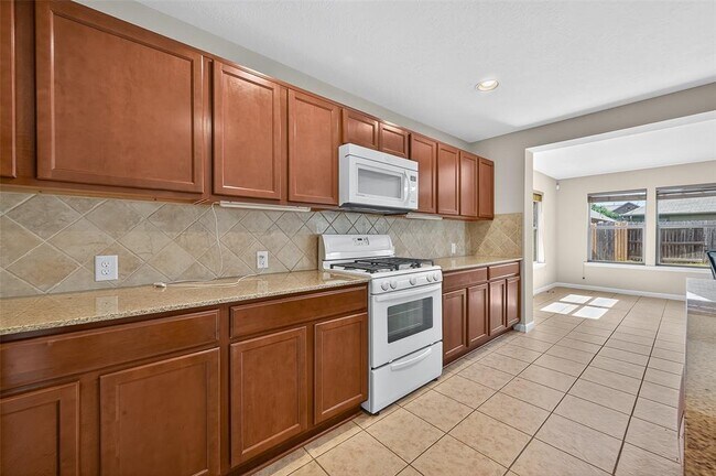 Building Photo - 16506 Lanesborough Dr