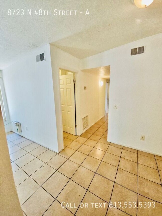 Building Photo - 8723 N 48th St