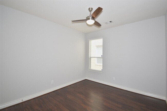 Building Photo - 14319 Hancock Elm St