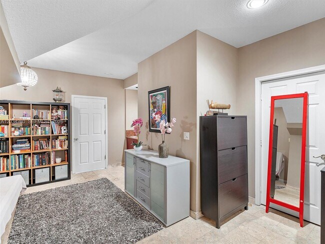 Building Photo - 21399 Marina Cove Cir